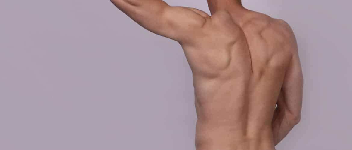 male full-body wax
